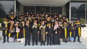 UT Tegaskan Pendidikan Tanpa Batas Lewat Wisuda 45 Lulusan di KBRI Kuala Lumpur